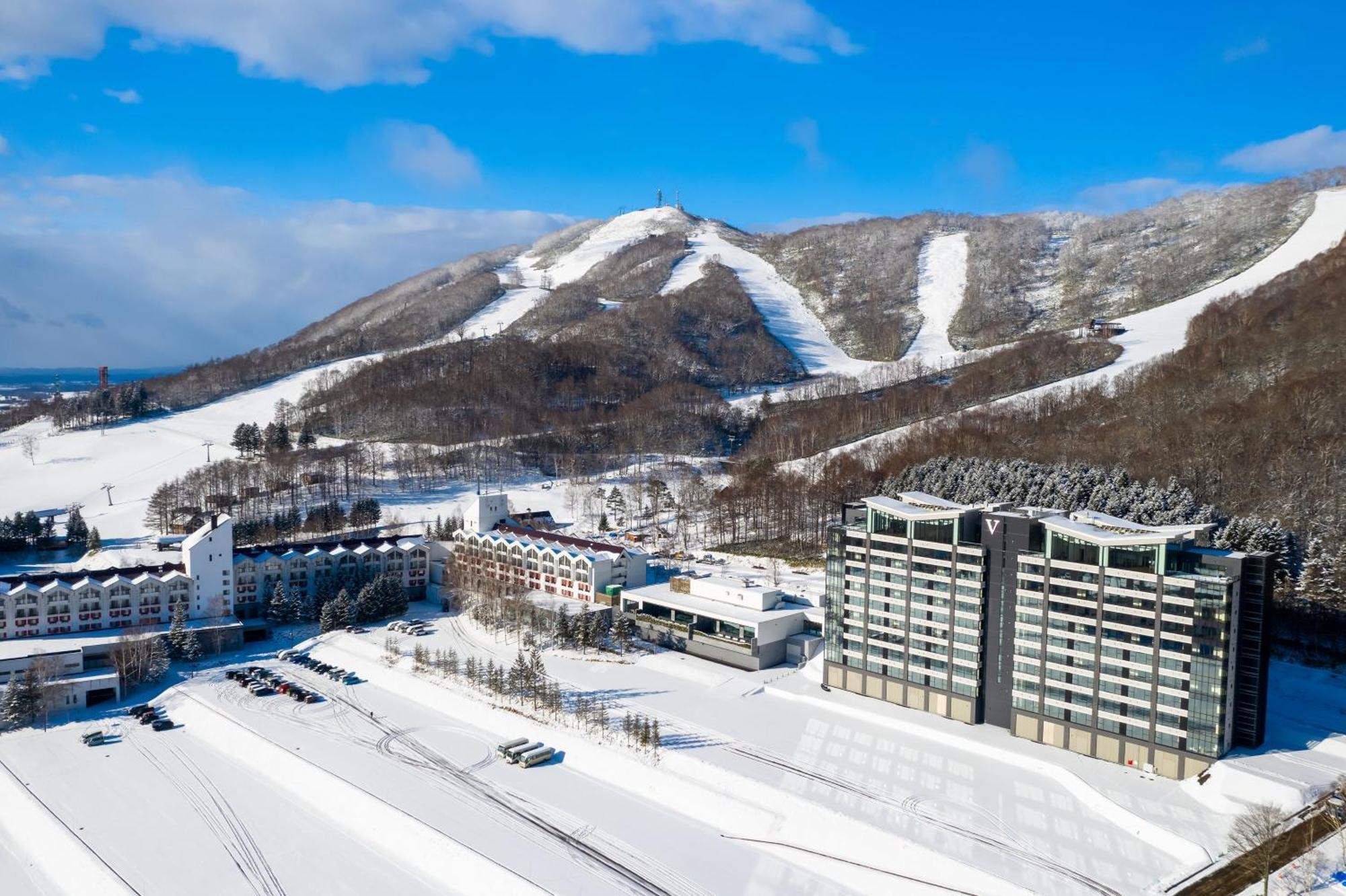 The Vale Rusutsu Hotel Exterior photo